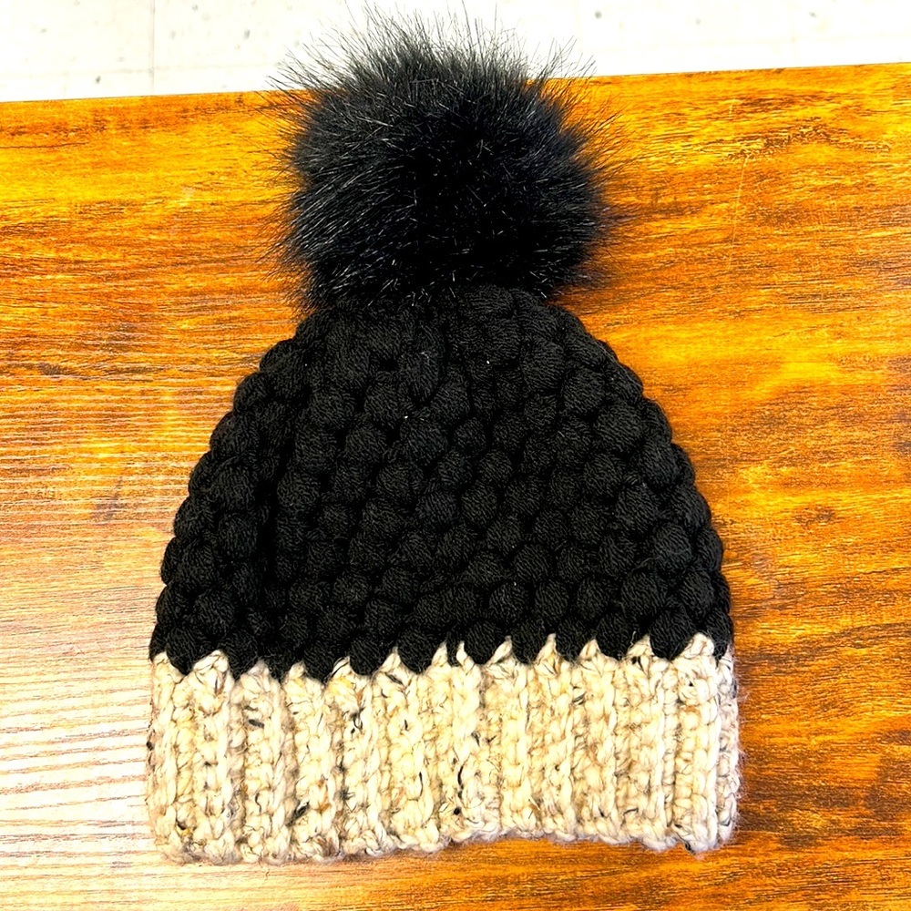 HANDMADE BEANIE 🖤🖤